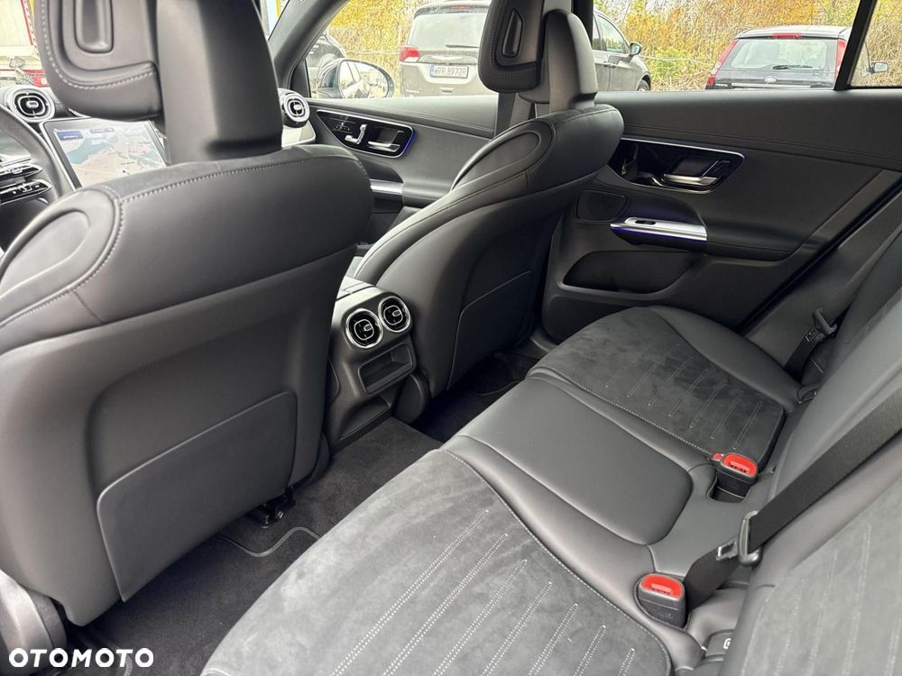 Mercedes-Benz GLC - 15