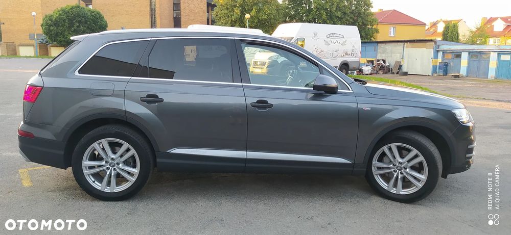 Audi Q7 - 8