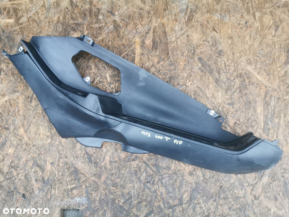 Podłoga P  PIAGGIO MP3 400 500 - 1