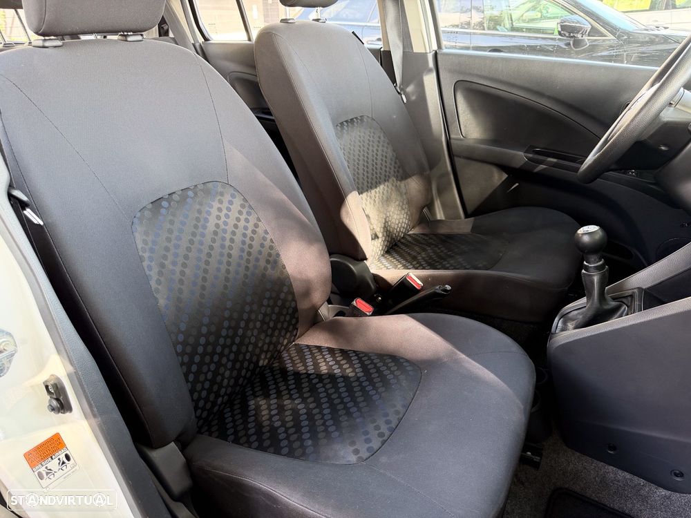 Suzuki Celerio 1.0 GL - 14