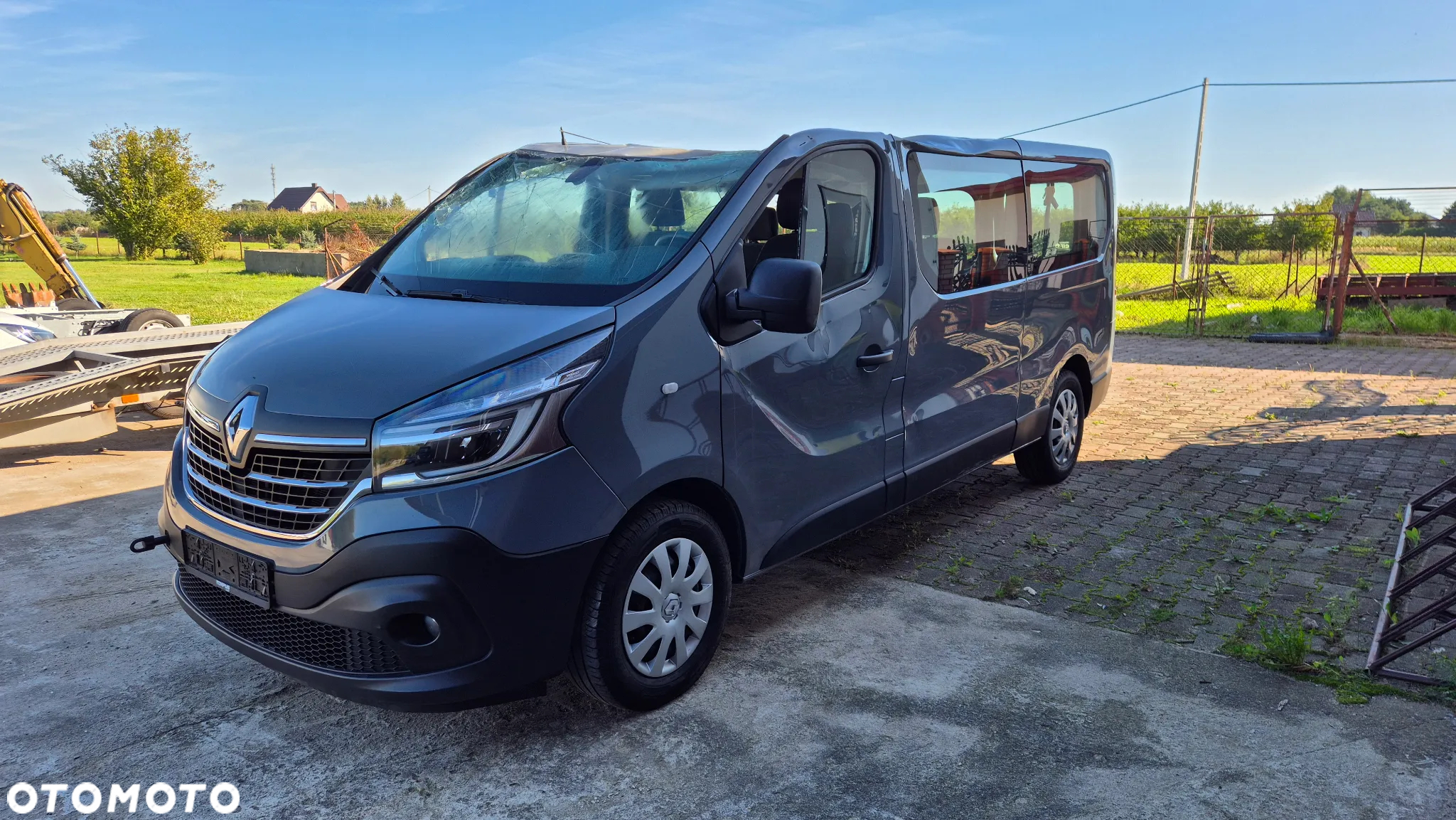 Renault Trafic Grand SpaceClass 2.0 dCi EDC - 18