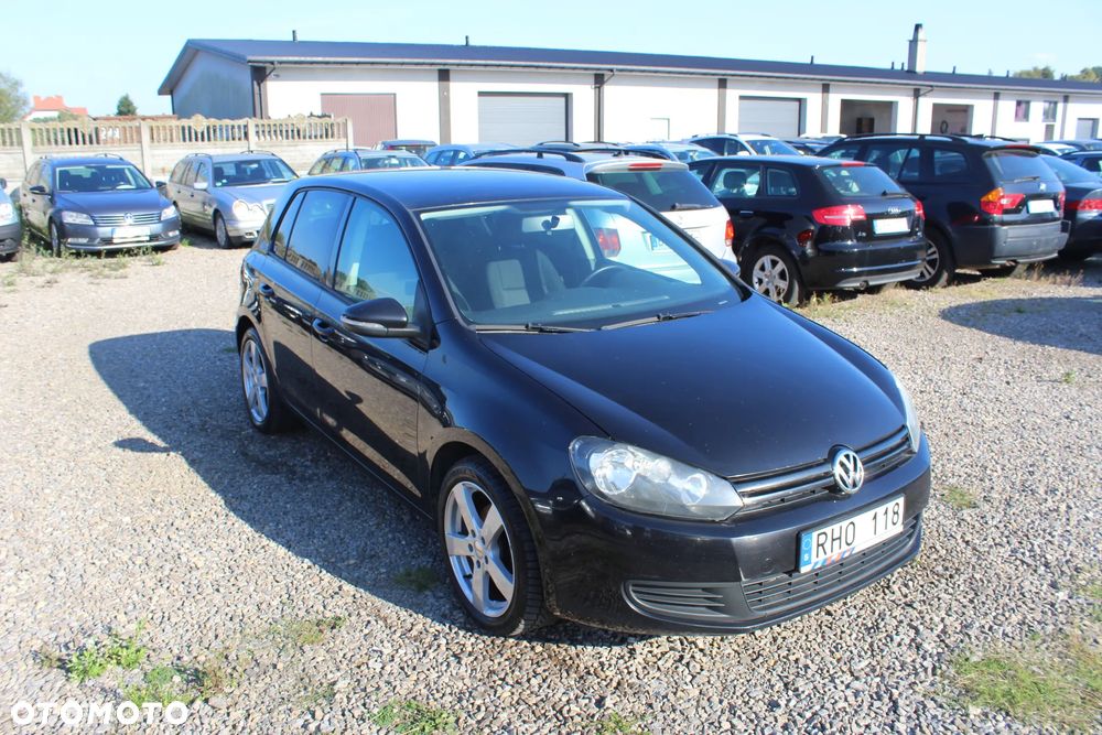 Volkswagen Golf - 2