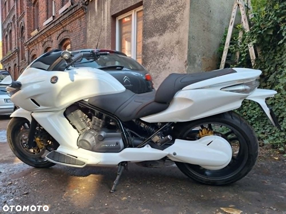 Honda DN-01 - 7