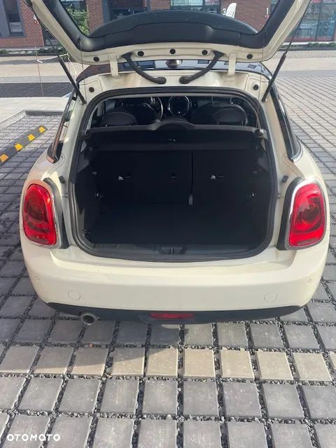 MINI Cooper Standard - 12