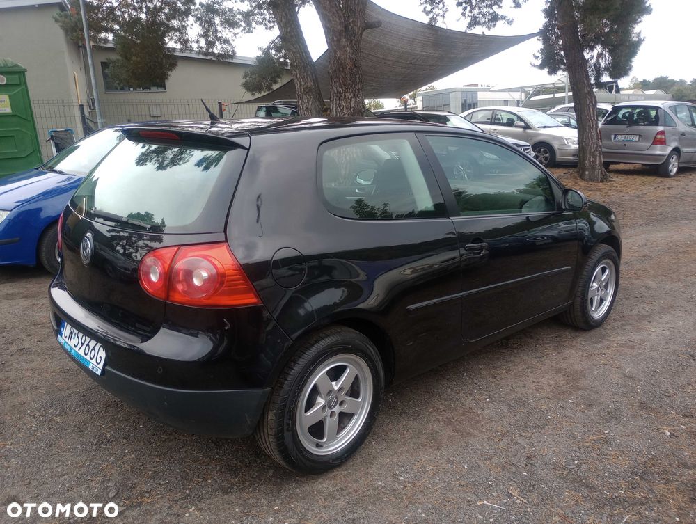 Volkswagen Golf - 8