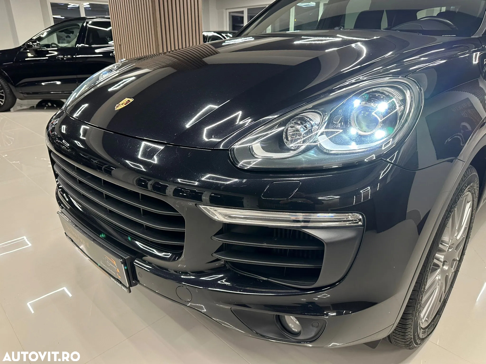 Porsche Cayenne 3.0 L - 10