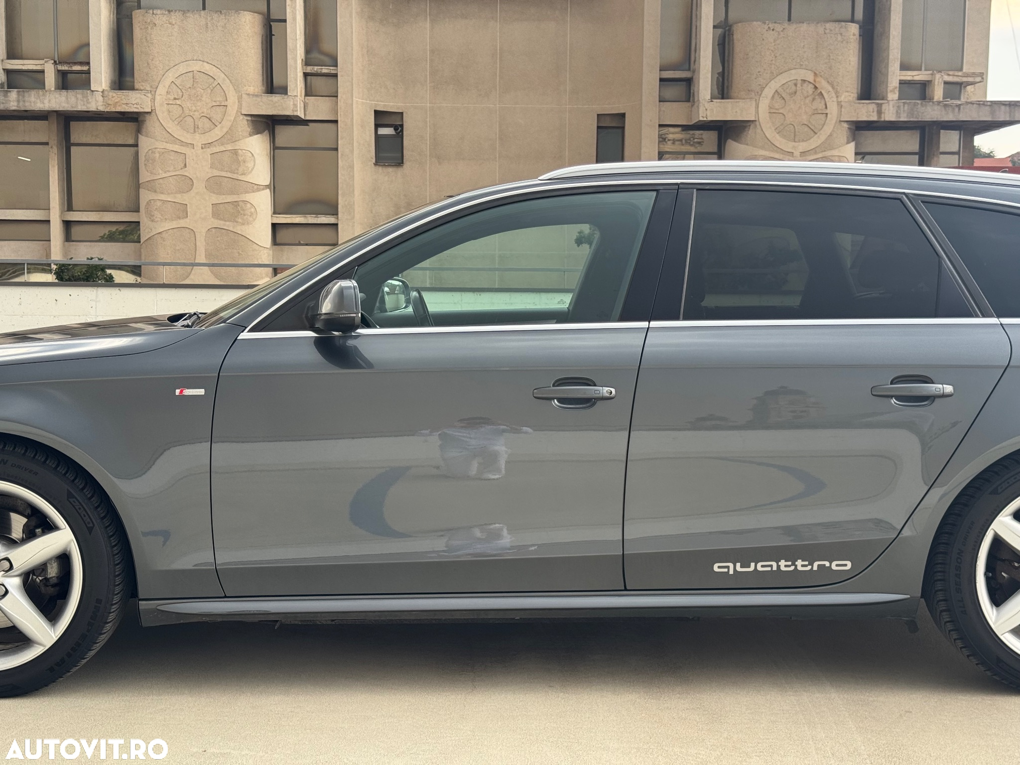 Audi A4 2.0 TDI quattro Stronic - 3