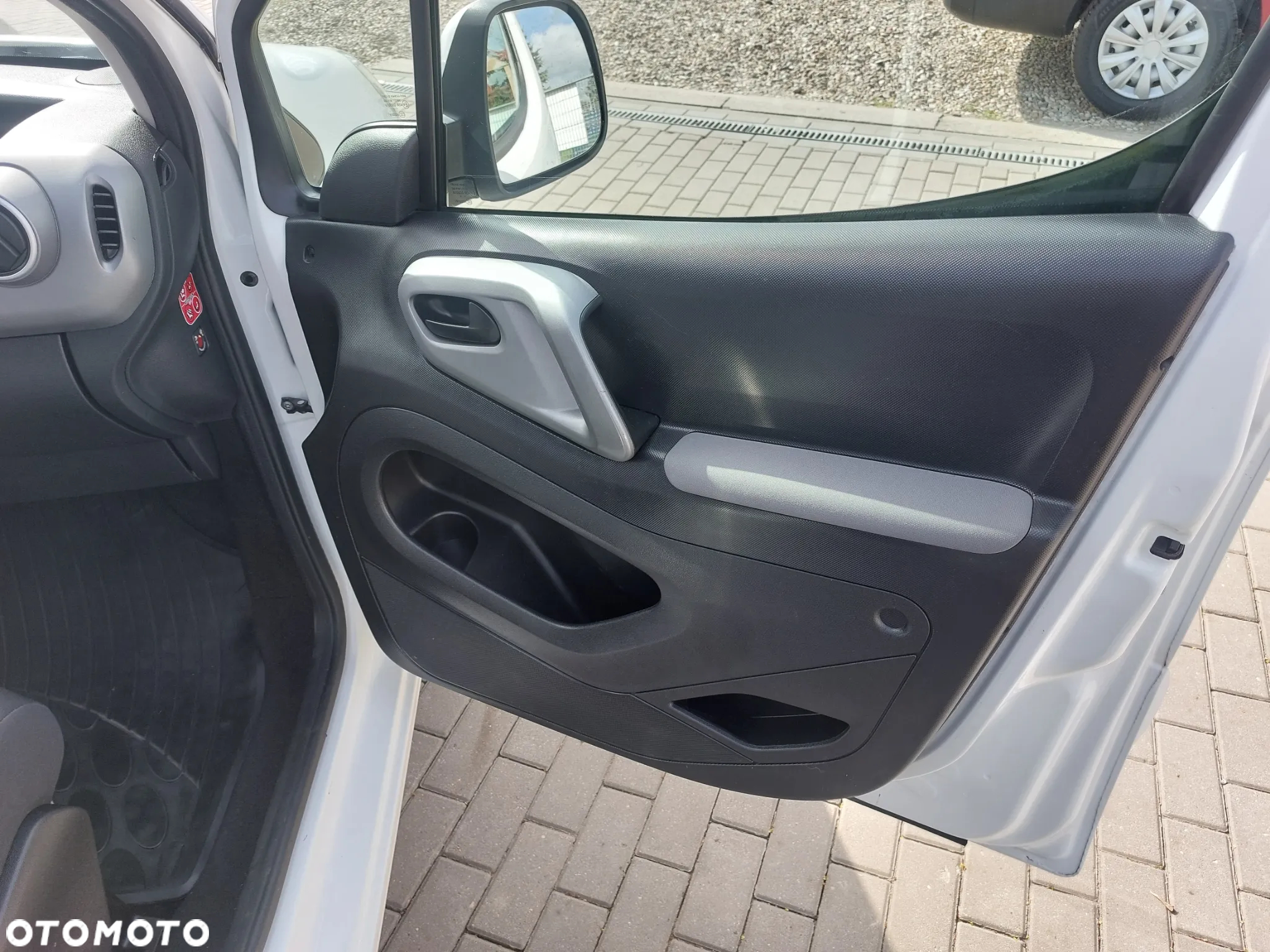 Peugeot Partner 1.6 BlueHDi Active - 21