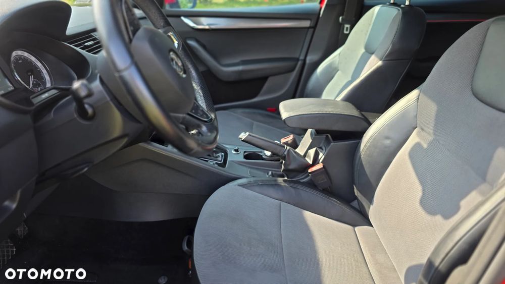Skoda Octavia 2.0 TDI SCR Style DSG - 14