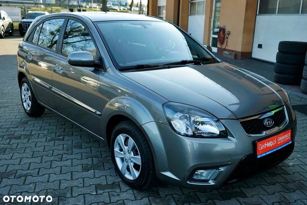 Kia Rio - 13
