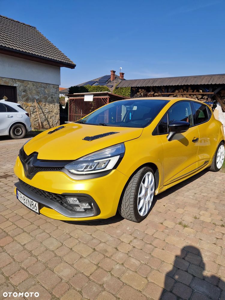 Renault Clio TCe 220 EDC R.S Trophy - 2