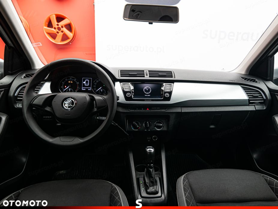 Skoda Fabia - 10