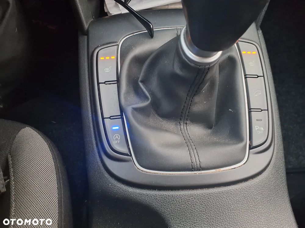 Hyundai Kona - 13