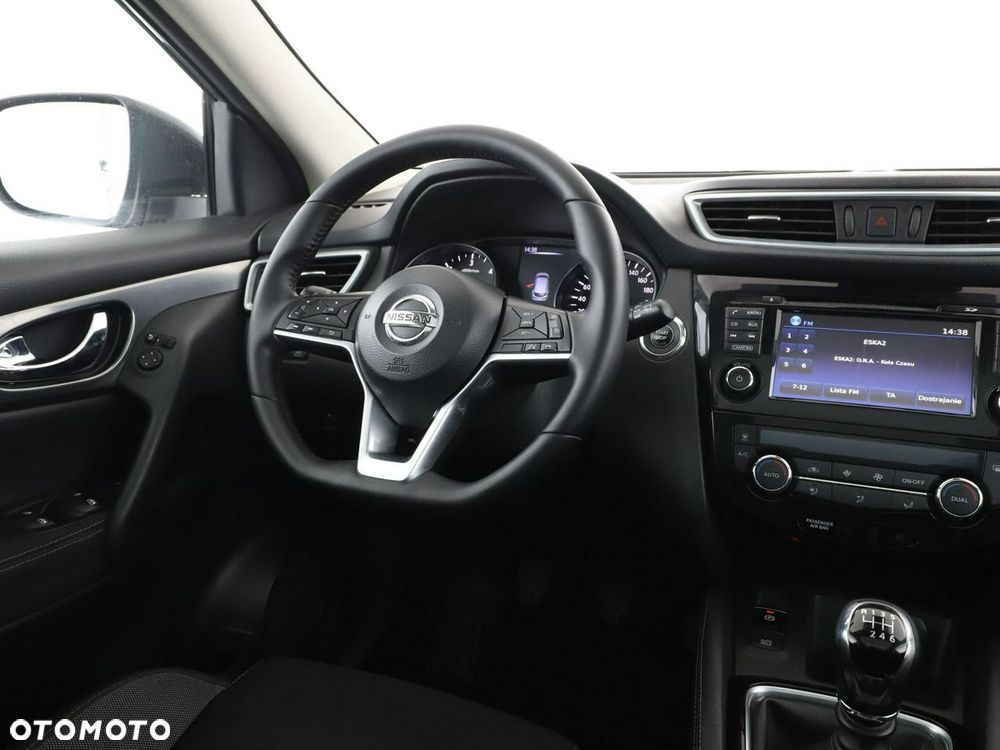 Nissan Qashqai 1.6 DCi N-Connecta - 17