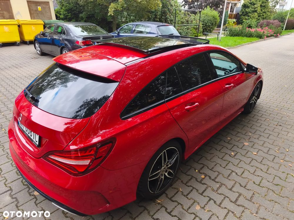 Mercedes-Benz CLA 180 7G-DCT AMG Line - 3