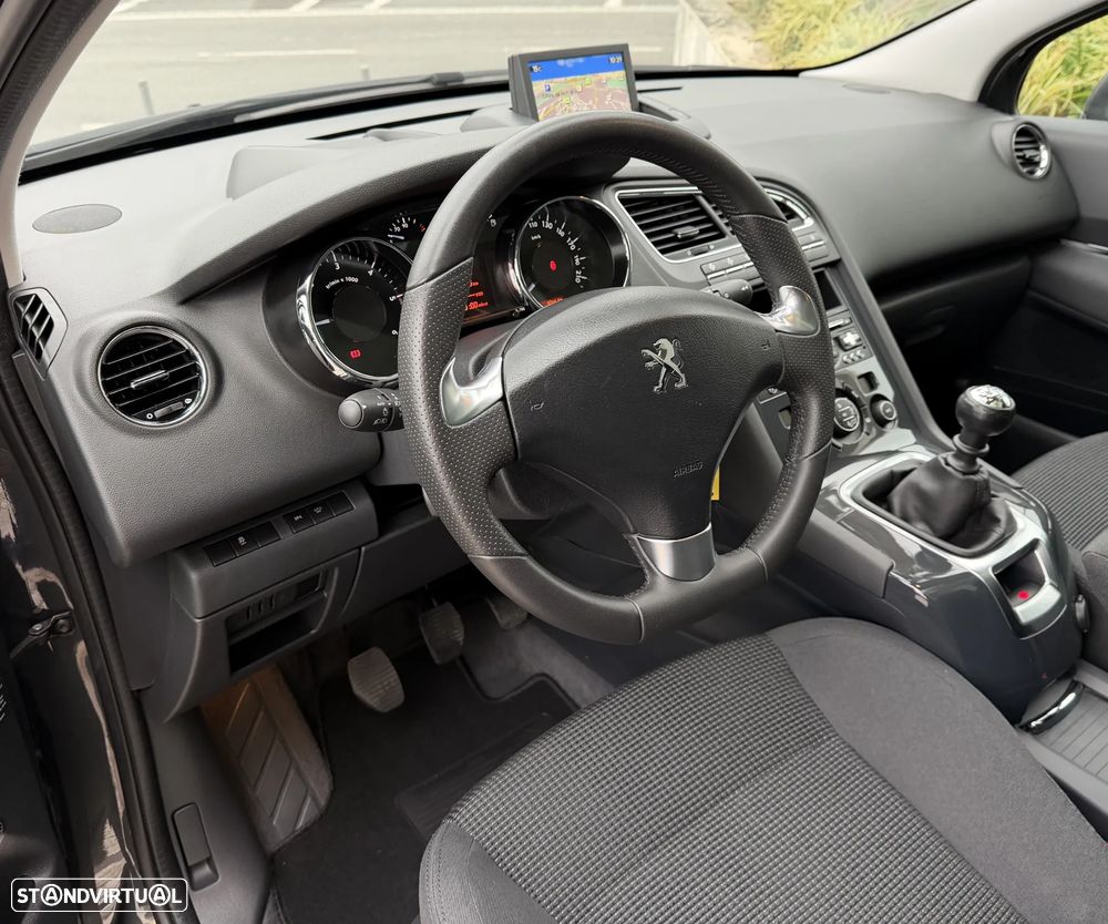 Peugeot 5008 1.6 BlueHDi Allure J17 - 13