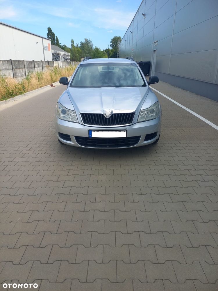 Skoda Octavia - 2