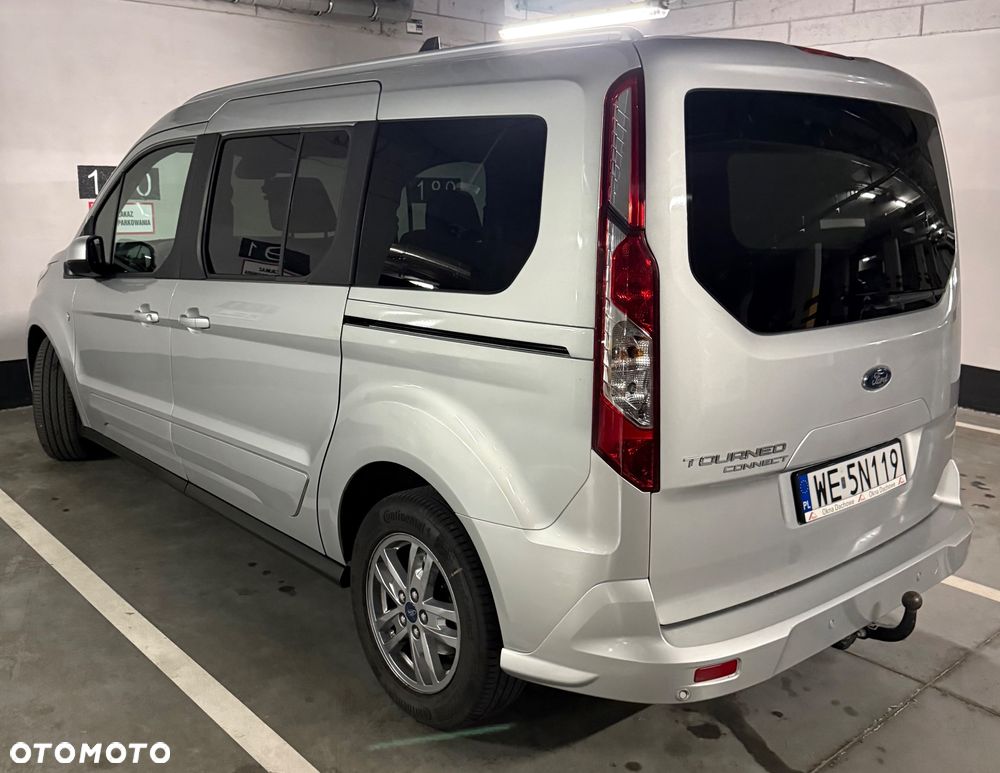 Ford Tourneo Connect Grand - 16