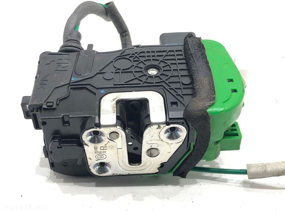 ZAMEK DRZWI PRAWY PRZÓD  HYUNDAI i40 I CW (VF) 2011 - 2022 1.7 CRDi 100 kW [136 KM] olej napędowy - 1