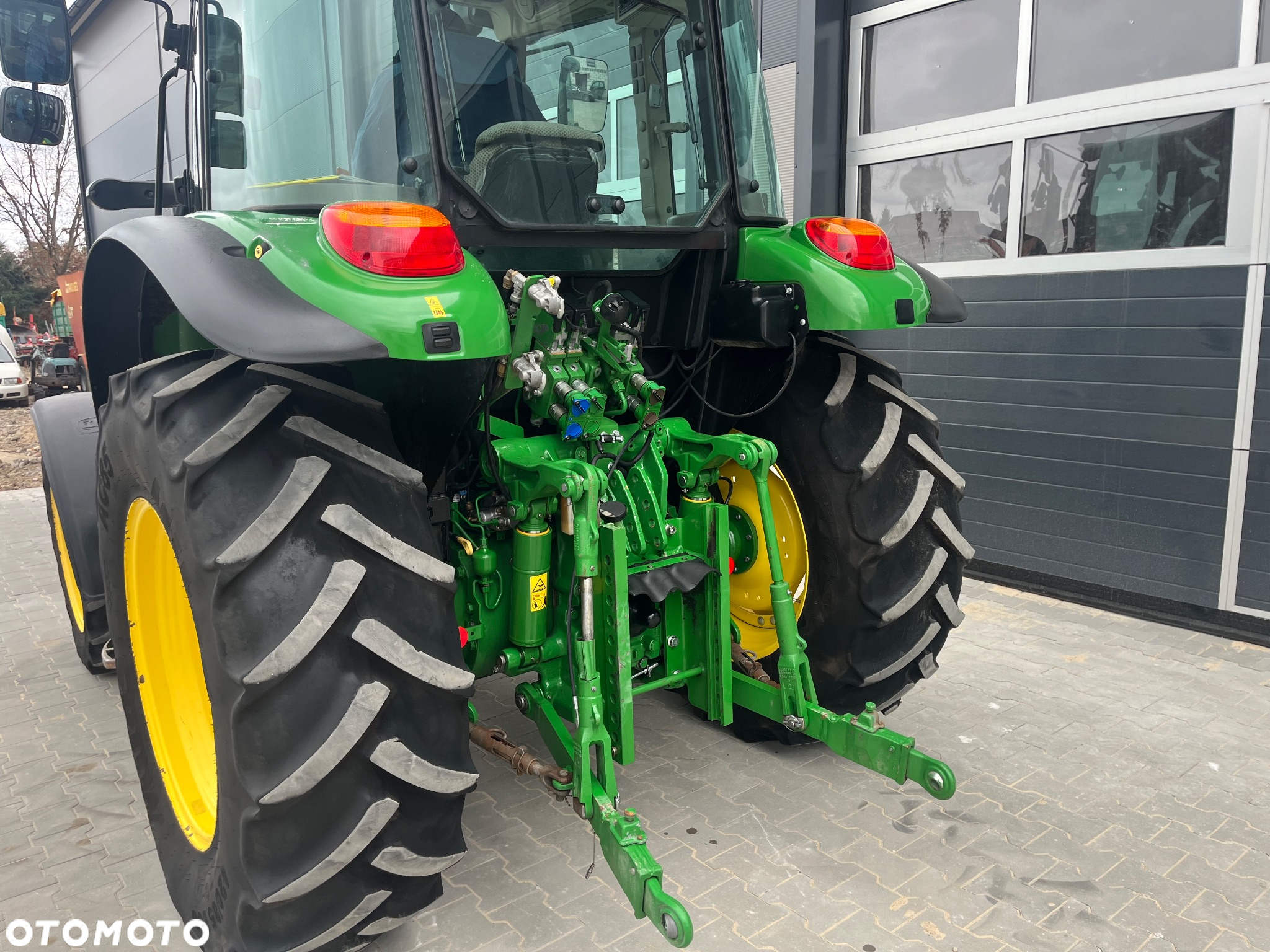 John Deere 5100r - 5