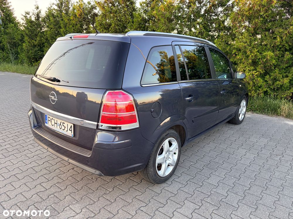 Opel Zafira 1.6 Elegance - 4