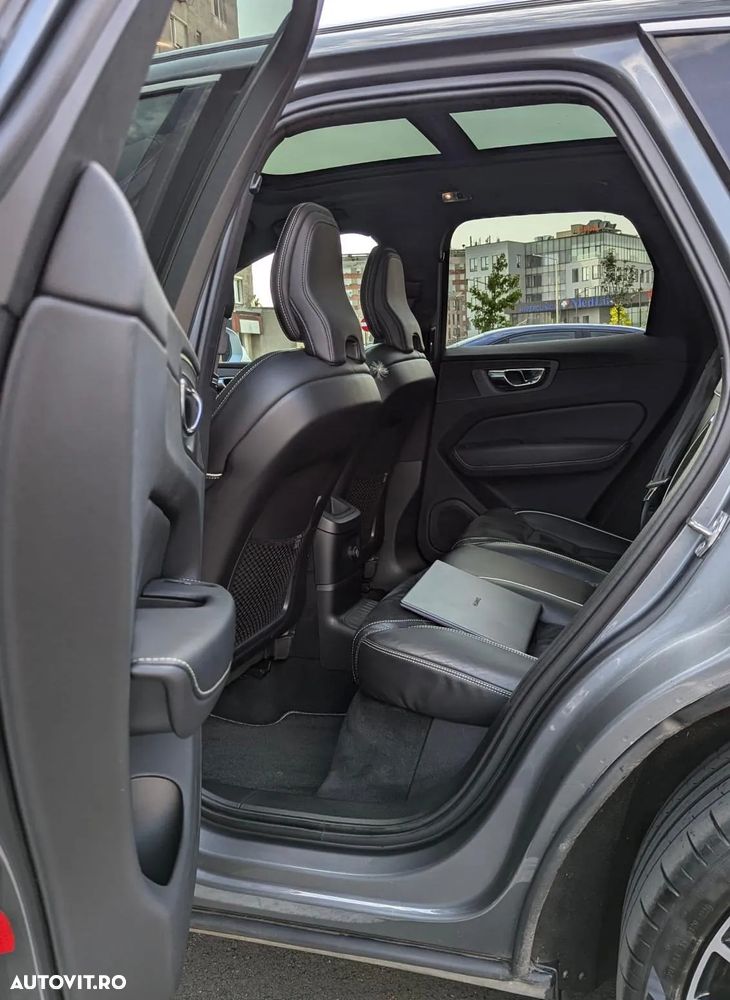 Volvo XC 60 T8 Twin Engine AWD R-Design - 13
