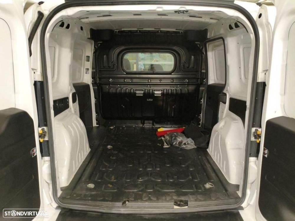 Fiat Doblo 1.6 MJ SX 3L c/IVA - 9