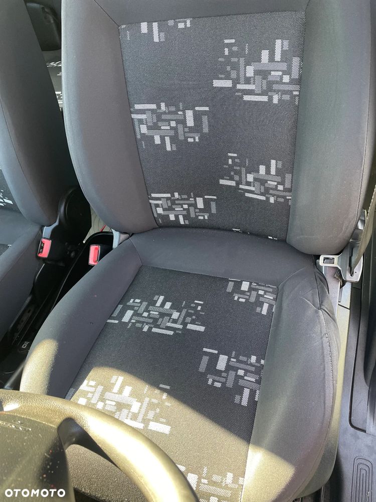 Fiat Fiorino Kombi Adventure - 14