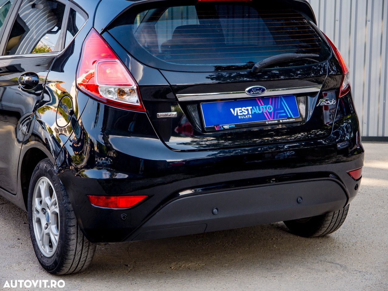 Ford Fiesta 1.6 TDCi DPF Trend - 32