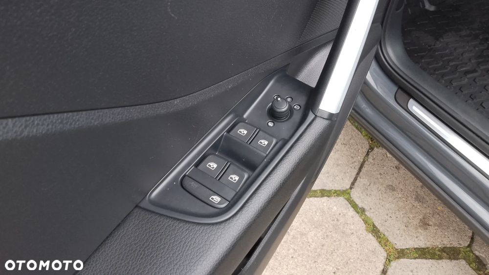 Audi Q2 30 TFSI - 23