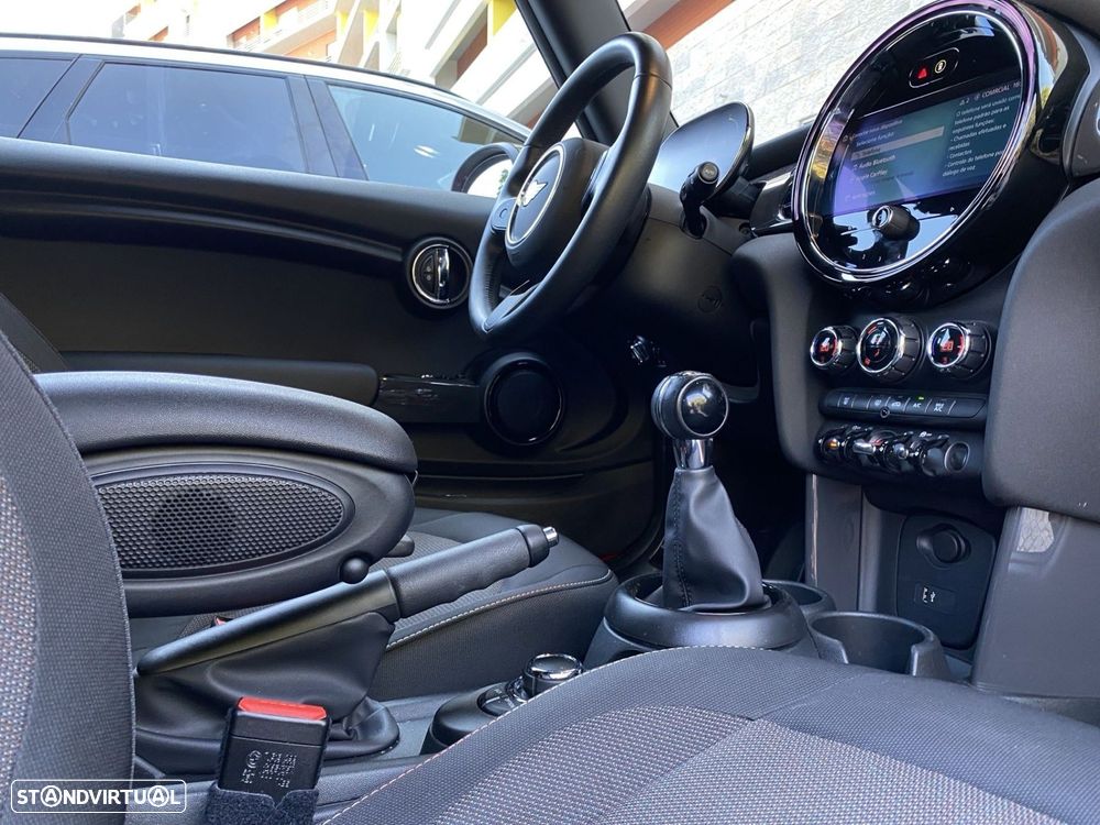 MINI 3 Portas Cooper Classic - 12