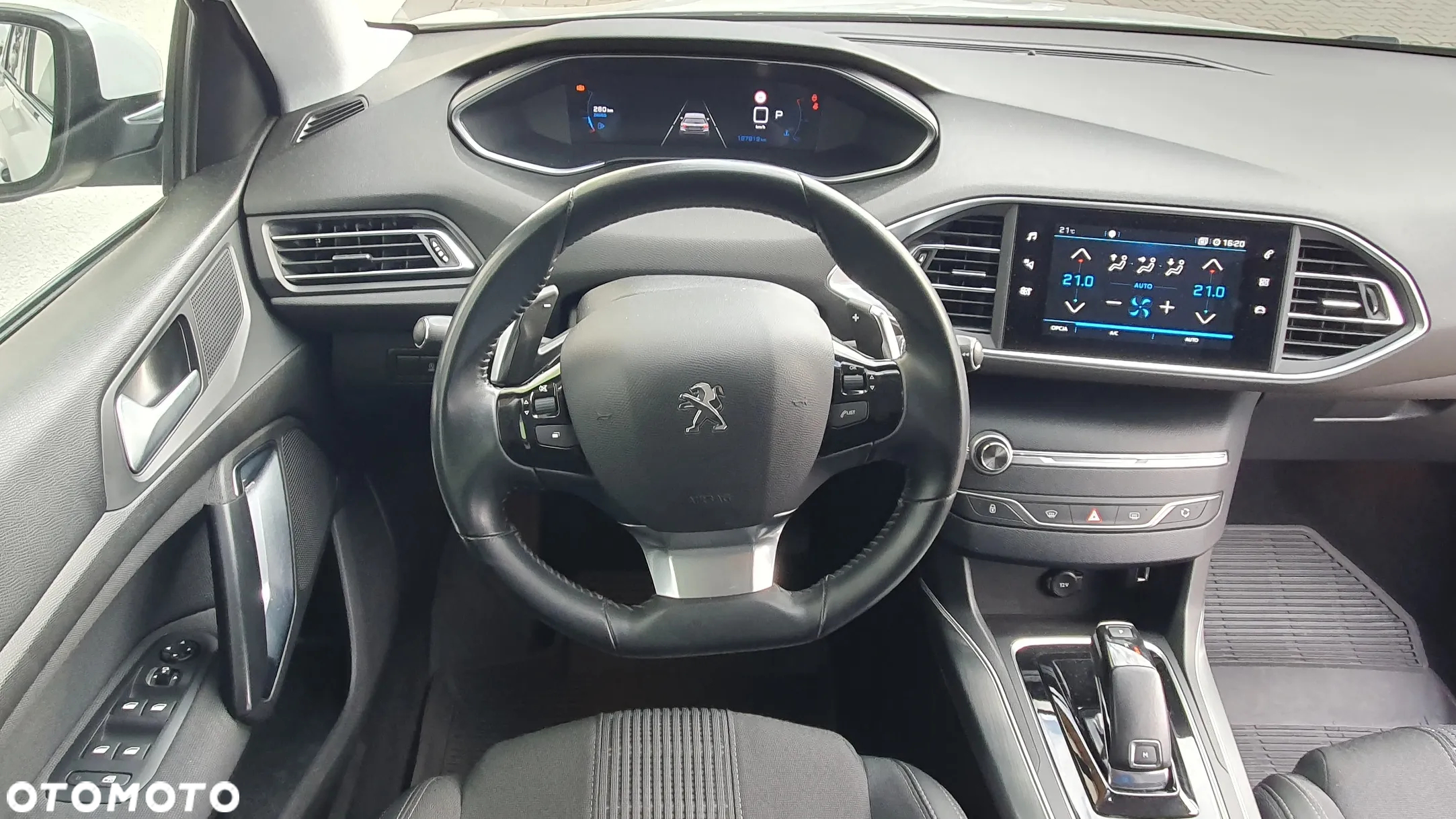 Peugeot 308 1.5 BlueHDi Allure Pack S&S EAT8 - 14