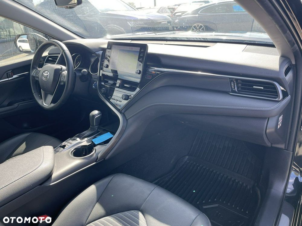 Toyota Camry 2.5 Hybrid Comfort CVT - 11