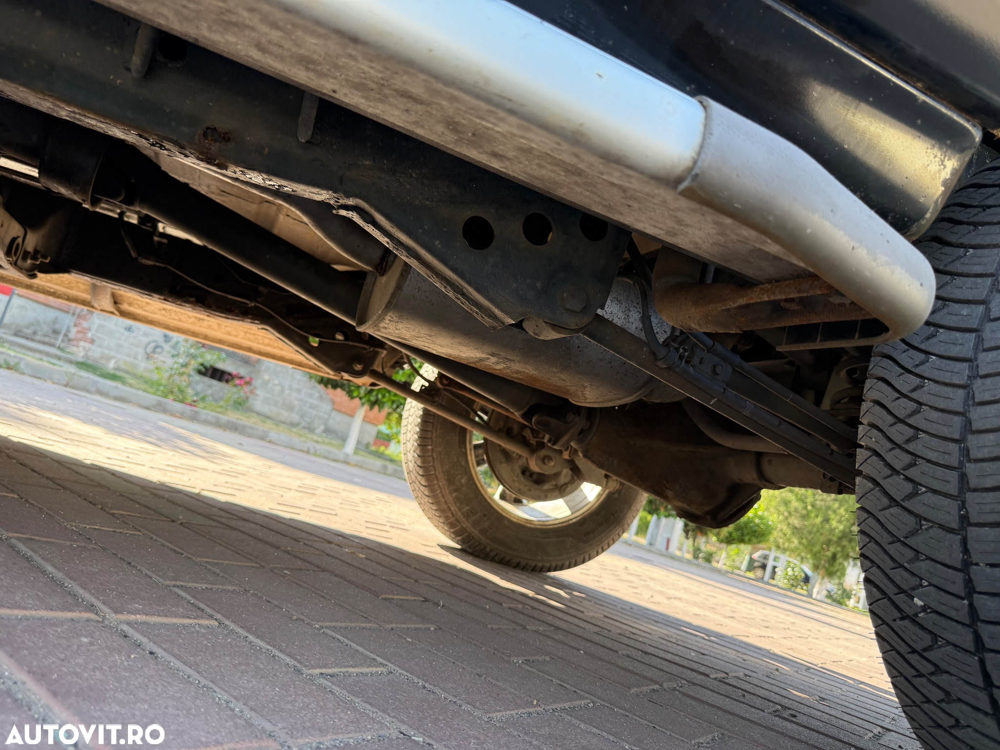 Nissan Terrano 3.0 TDI Luxury - 14