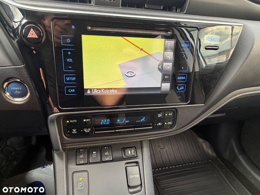 Toyota Auris 1.8 HSD Prestige NAVI - 31