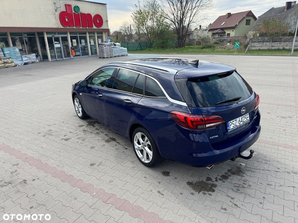 Opel Astra 1.6 CDTI Elite S&S - 10