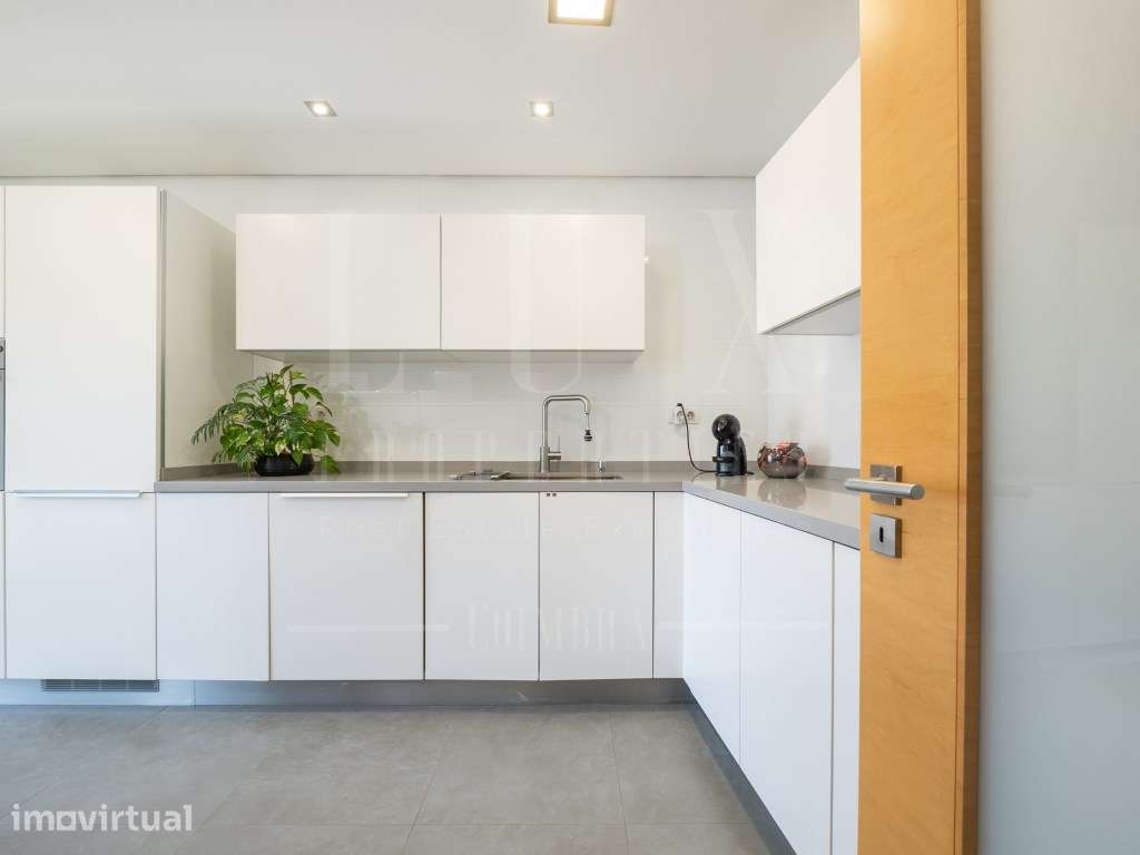 Apartamento T4 | Urbanização Quinta das Lágrimas, Coimbra - Grande imagem: 2/52