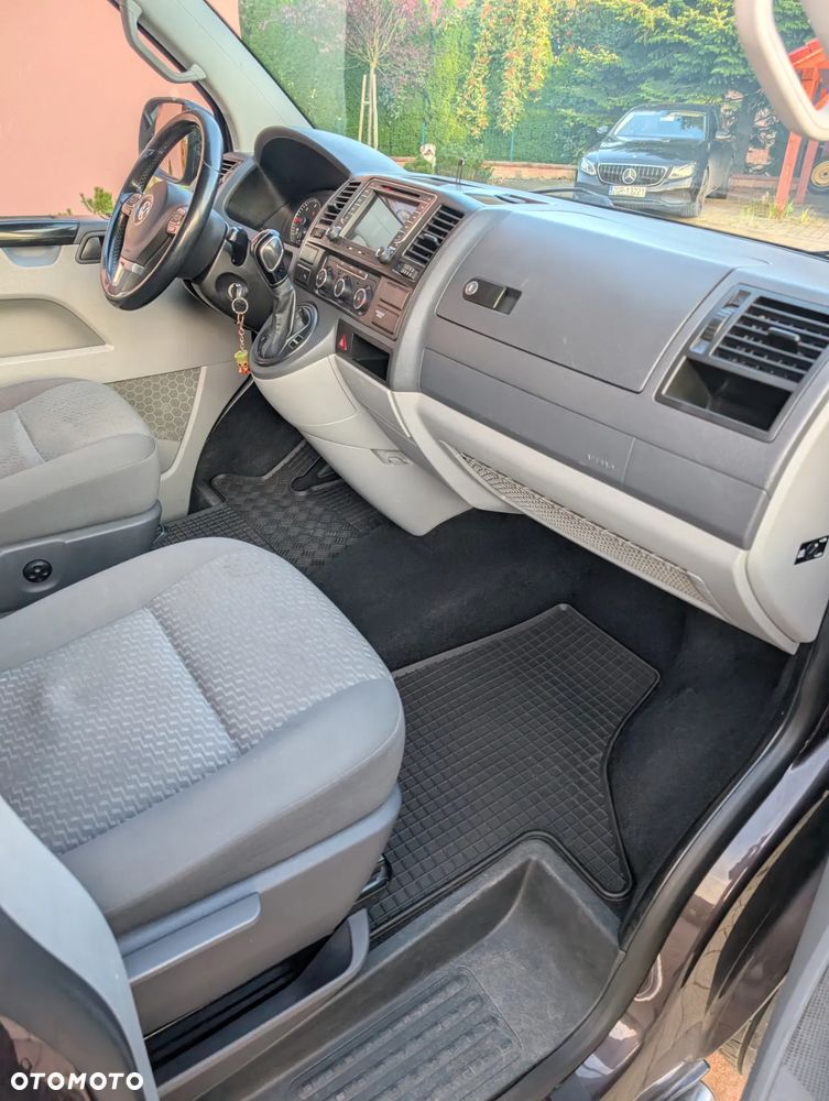 Volkswagen Transporter - 21