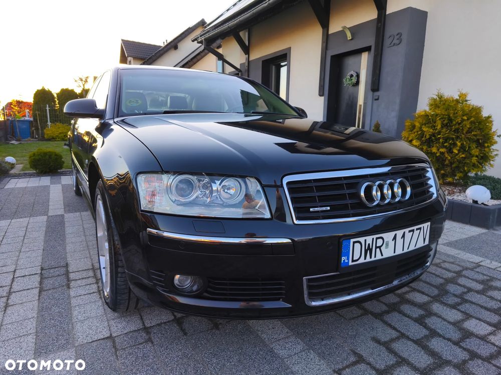 Audi A8 4.2 Quattro - 15