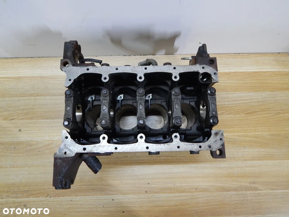 Blok silnika miska olejowa tłok korbowód wał korbowy 1.7 cdti  Opel MOKKA I Astra Meriva Zafira Trax Cruze 10-18  Łuków części - 7