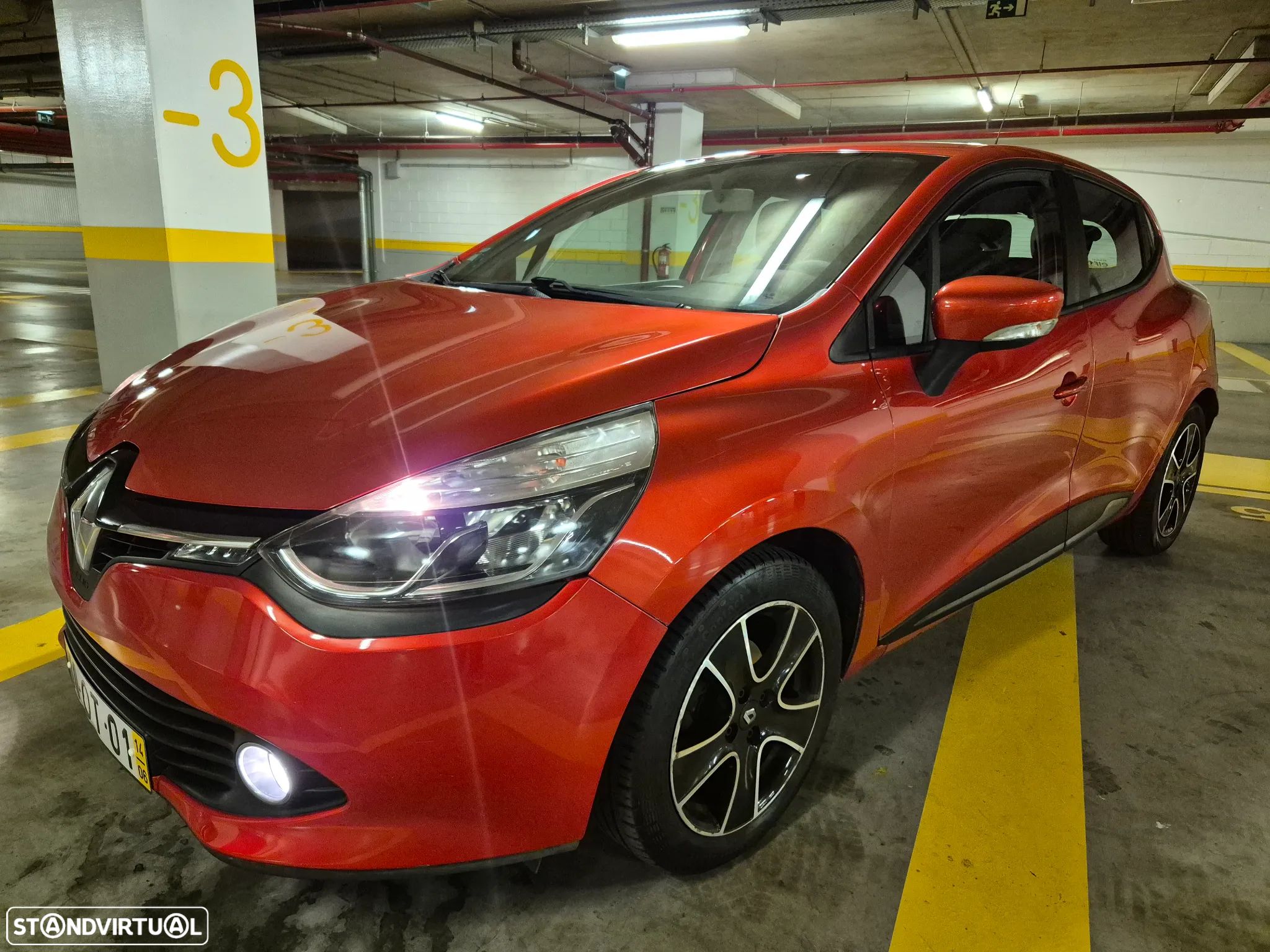 Renault Clio 0.9 TCE Dynamique S - 1