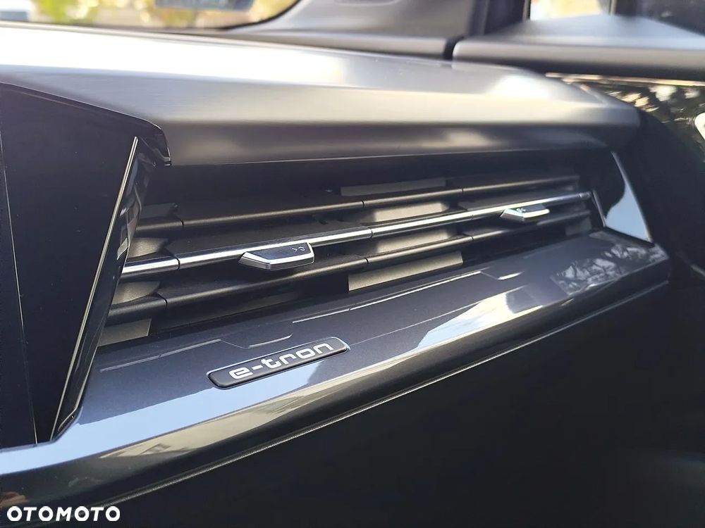 Audi Q4 Sportback e-tron 50 77kWh Quattro Edition One Taifun - 28