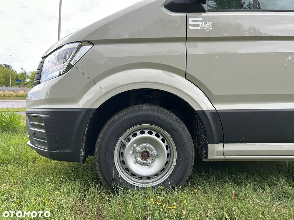Volkswagen Crafter KONTENER MEBLOWY+WINDA/AUTOMAT/35 Podwozie z pojedynczą kabiną 2,0 l 163 KM manual r. o.: 4490 mm - 38