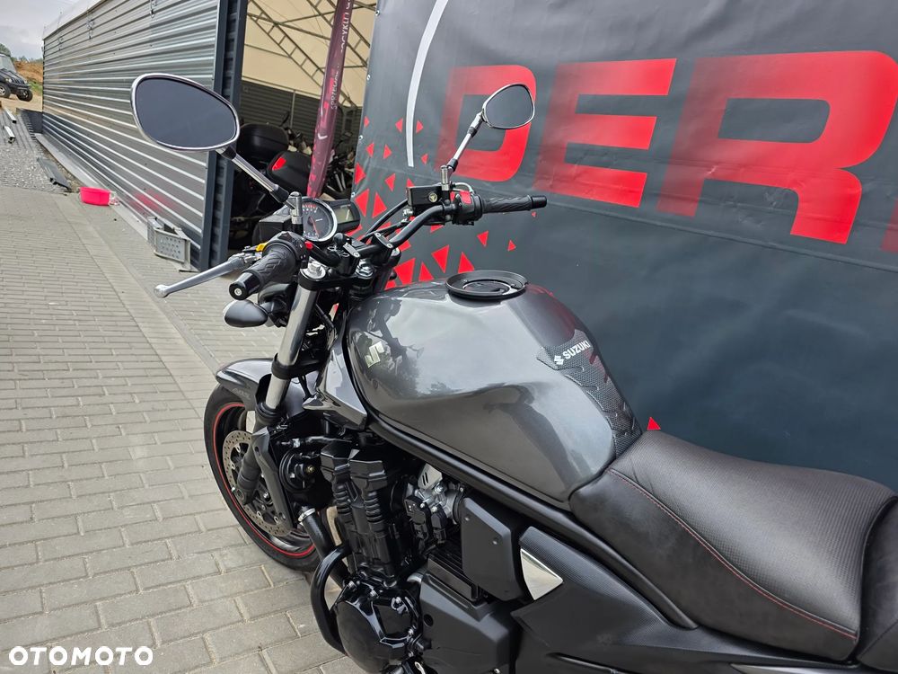 Suzuki Bandit - 9