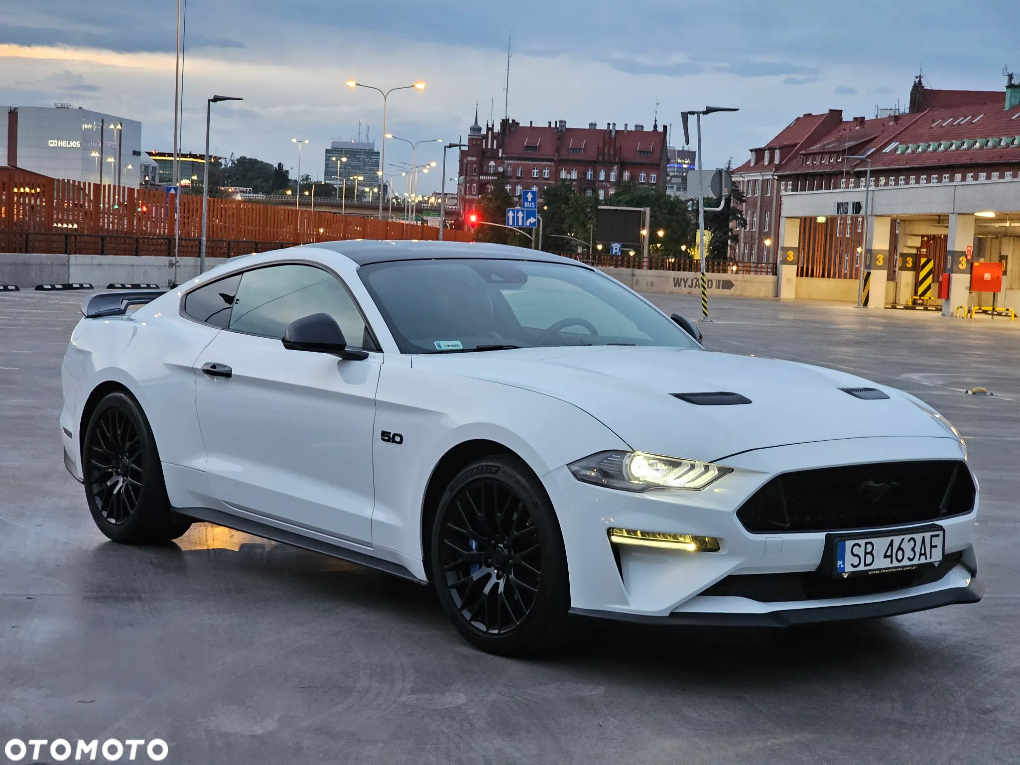 Ford Mustang 5.0 V8 GT - 2