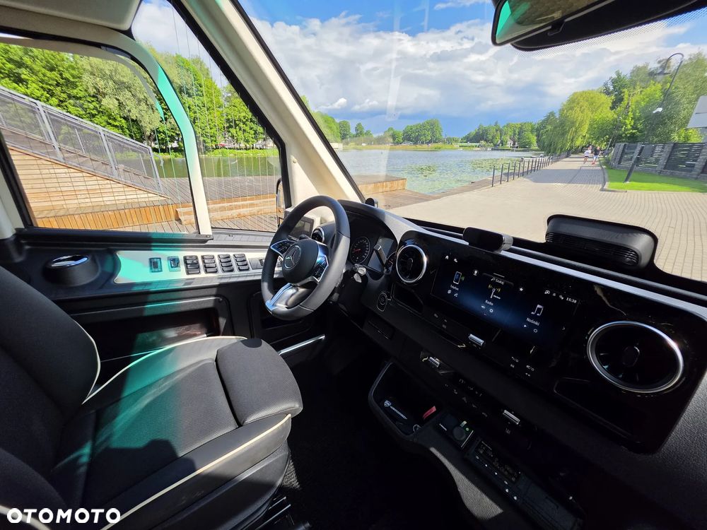 Mercedes-Benz Żak MB Sprinter 29+2 - 16