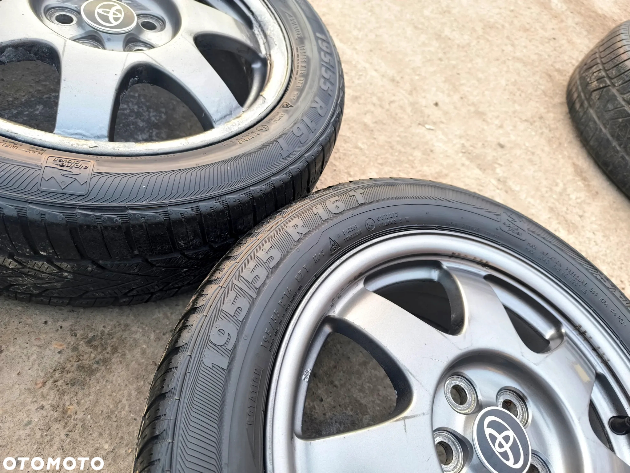 5x100 felgi aluminiowe Alufelgi 16 koła Zimowe Zima Toyota VERSO S AVENSIS I II 2 CARINA E CELICA PRIUS SUBARU TREZIA 4,5mm Legnica ALU-RAD 195/55 - 12
