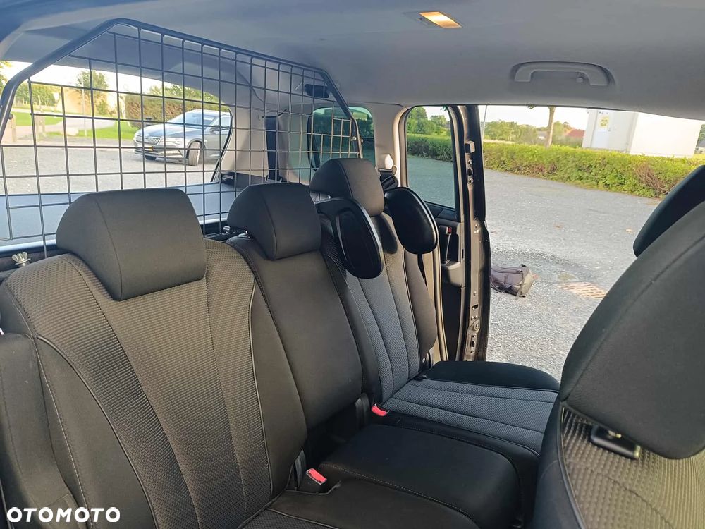 Mazda 5 2.0 Navi + - 8