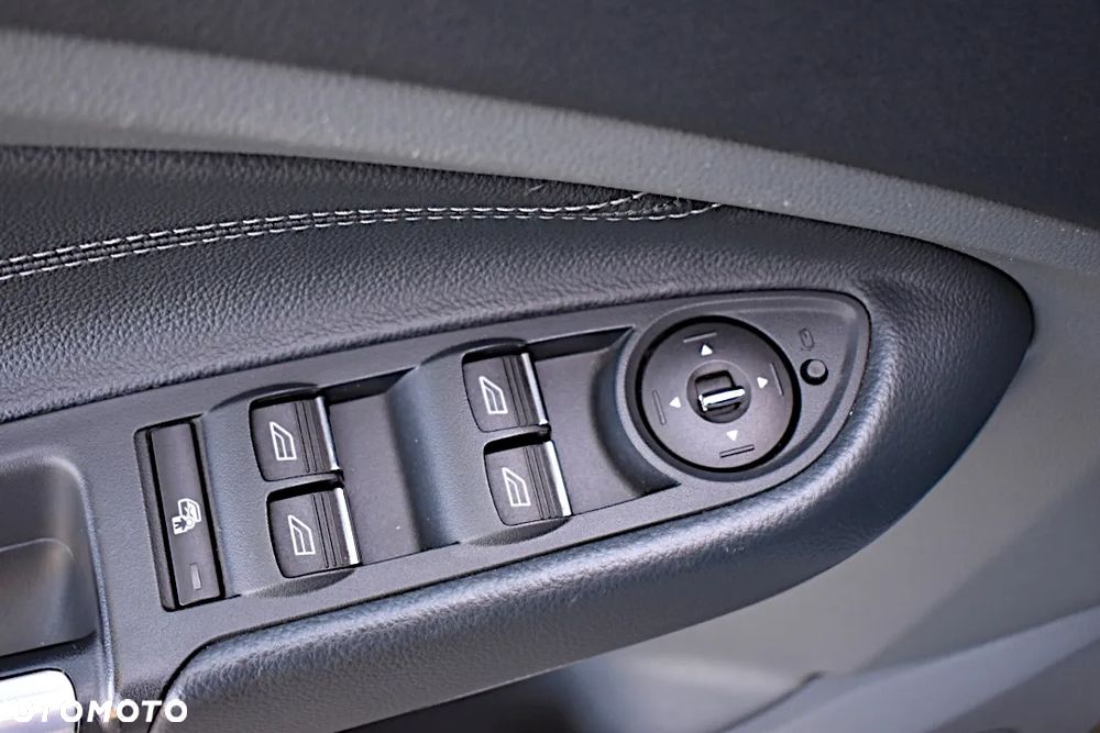 Ford C-MAX 1.6 TDCi Start-Stop-System Titanium - 26