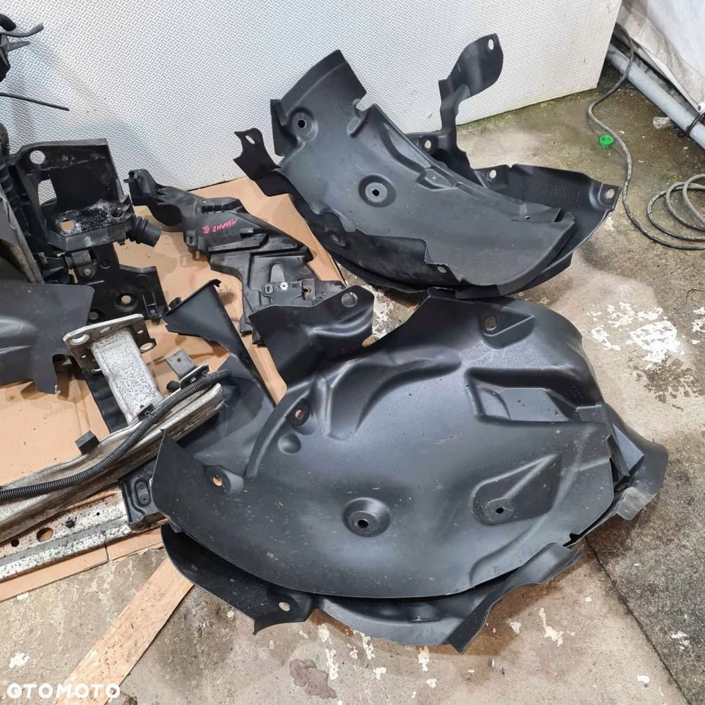 renault megane iii 3 nadkole przód lewe lub prawe - 1